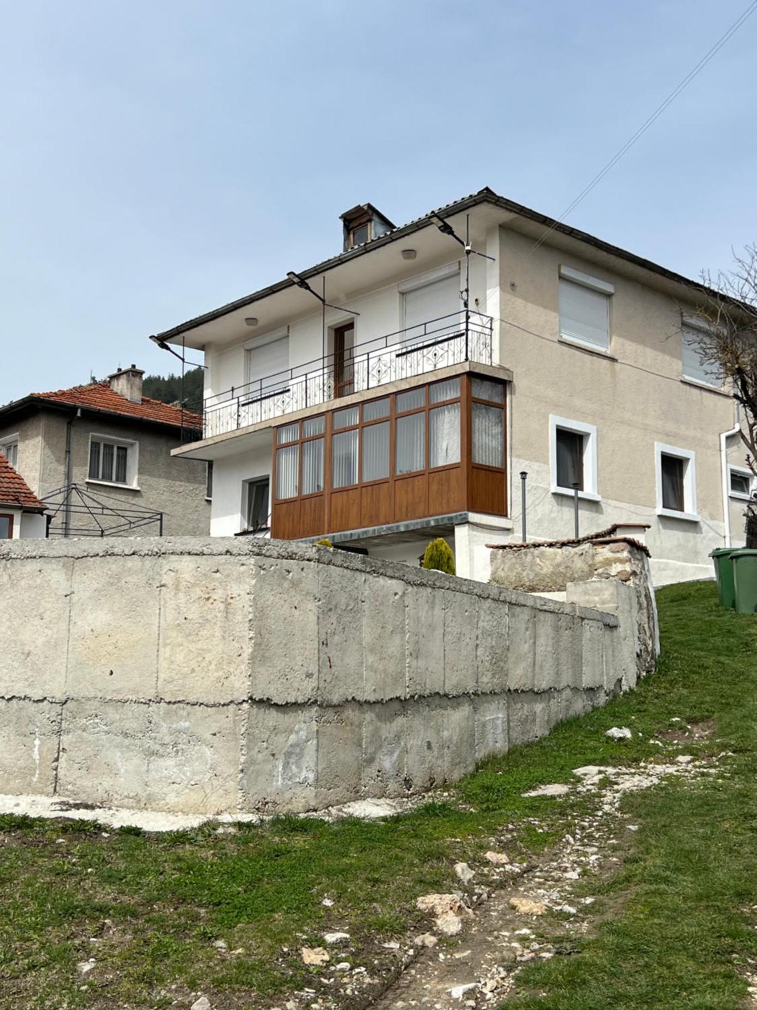 Къща За Гости "Домът На Краси" Iagodina Exterior foto